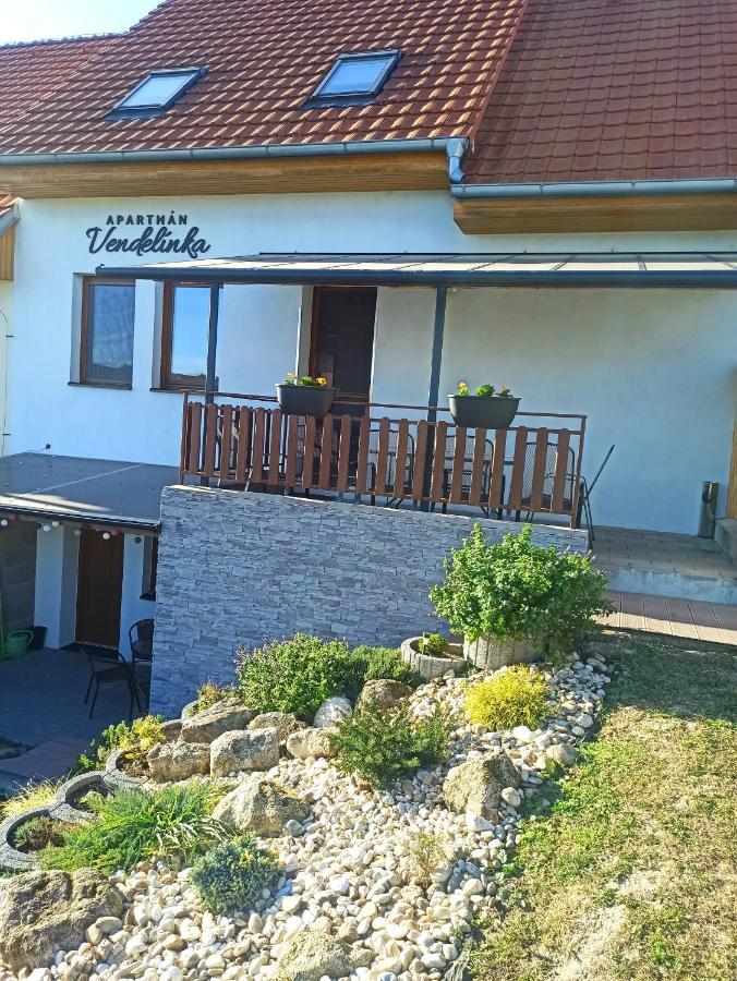 Apartman Vendelinka Valtice Eksteriør billede